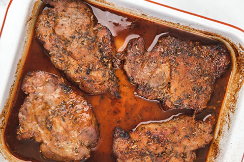 Печени свински пържоли във фурна – крехки и сочни